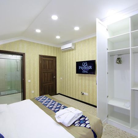 Premier Hotel Biskek Kültér fotó
